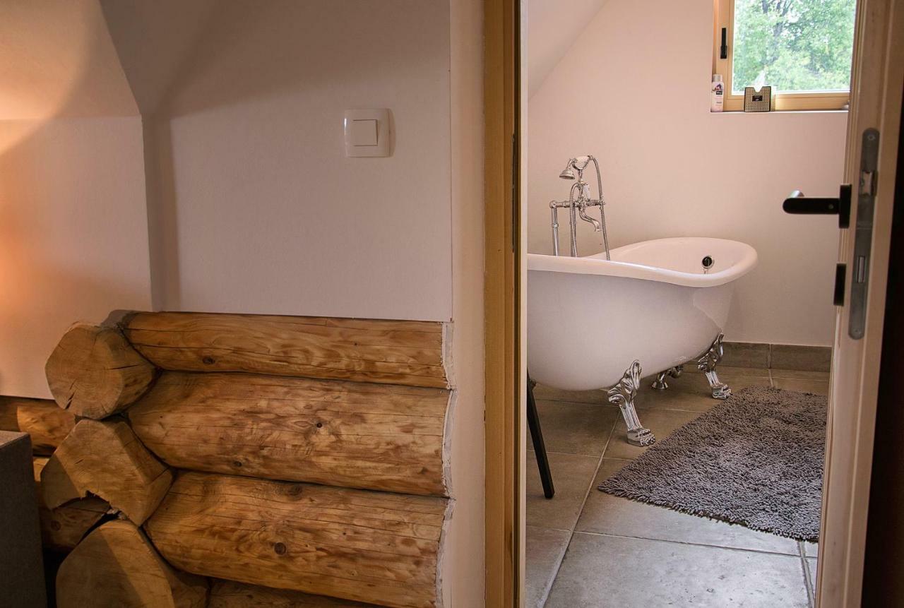 Woods Lodge Plitvice Lakes Dreznik Grad Екстер'єр фото